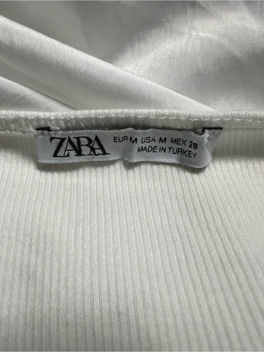 ZARA White Puff-Sleeve Ribbed Ruched Stretch Crop Top Blouse - size M